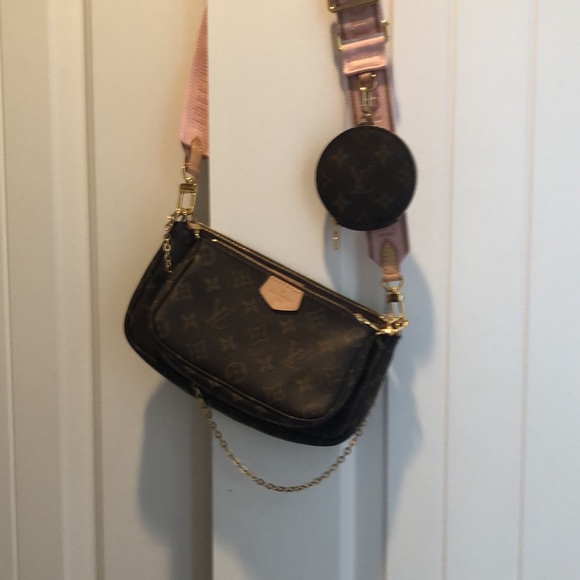 Louis vuittion multi pochette - Picture 2 of 10